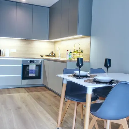 Διαμέρισμα Hubertus & New Modern